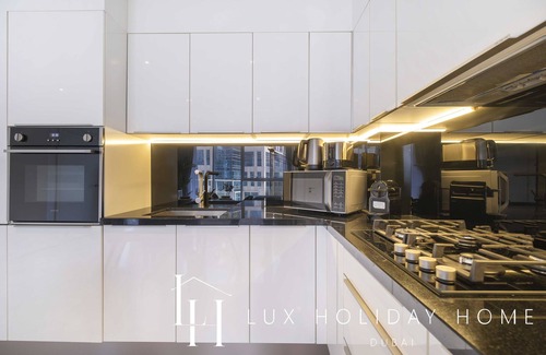 Downtown Dubai Apartment | LUX - The Pad Executive Suite 4