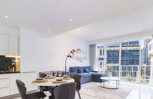 Downtown Dubai Apartment | LUX - The Pad Executive Suite 4