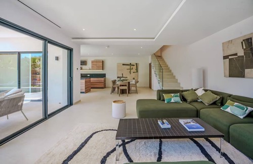 Empuriabrava Apartment | Lux Villa