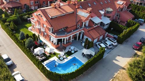 Nis Villa | Lux Villa Mitimago