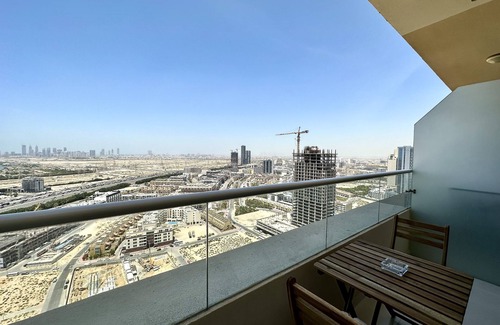 Jumeirah Village Apartment | LuxBnB Ghalia Jumeirah Village Circle