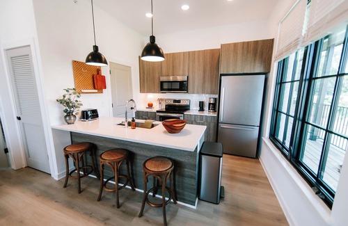 Athens Apartment | Luxe 1BR Home Base by MHM Luxury Properties