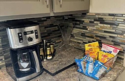 Kitchener House | Luxe 3BR. Clean Central & Bright