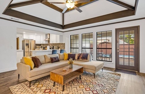 Carriage Hill House | LUXE 4/3 Home w/Pool & Hot Tub
