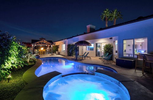 Palm Springs House | Luxe 5br Cali Palms Oasis only 5 min to Desert Horse Park, Music Festivals, PGA