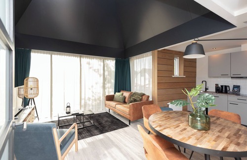 Renesse Apartment | Luxe apt - Jan van Renesseweg 1 | Reness