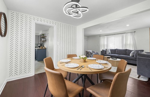 Kenmore House | Luxe Aura Residence in Buffalo, Game Room, Safe Neighborhood, Centrally Located