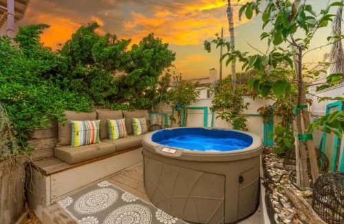 Silver Strand House | Luxe Beachside Escape Near Channel Islands