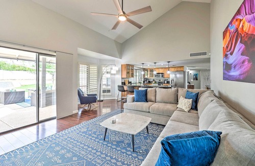 Buenavante House | Luxe Desert Home w/Heated Pool: 3 Mi to Kierland!