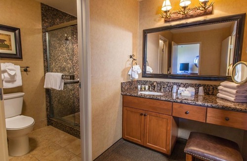 Tahoe Village Villa | Luxe Heavenly Villa | Pools, Fitness Centre