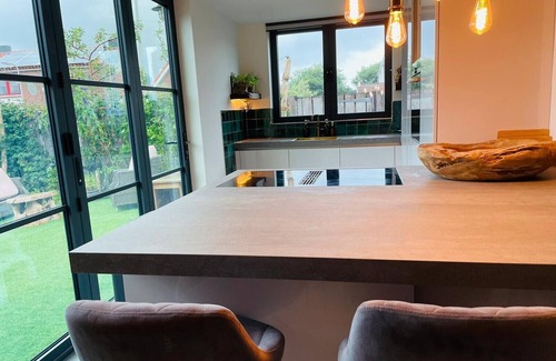 Noordwijk House | Luxe holiday house close to the sea with great private garden & jaccuzzi.
