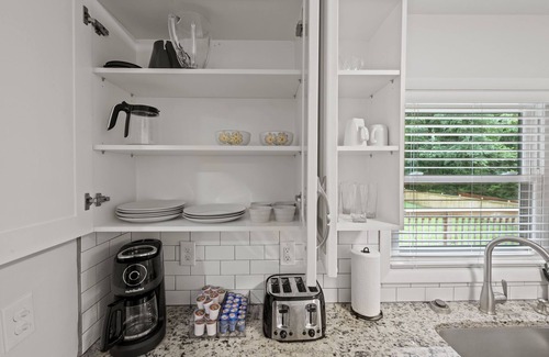 Smyrna House | Luxe Home Near Braves Stadium and The Battery