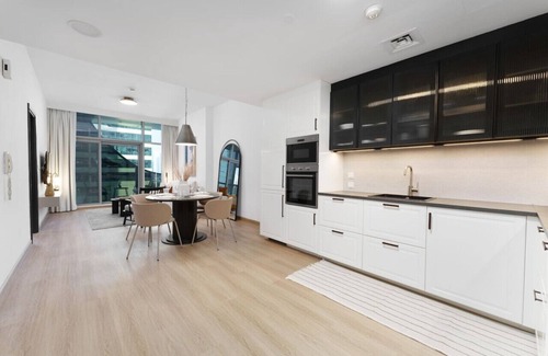 Jumeirah Lake Towers Apartment | Luxe Living in our Exquisite 1 Bedroom Apartment