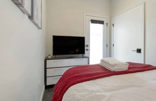 Sunnyside Apartment | Luxe Private Studio Minutes from Downtown Denver! (CDC Safe)