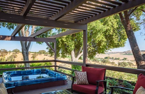 San Miguel House | Luxe Ranch with Hot Tub & Awesome Views of Vineyards and Horse Pastures.