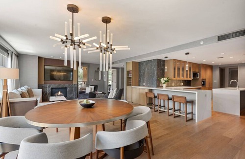 Snowmass Village Condo | Luxe Resort Penthouse - Ski in Ski Out 3 Bedroom