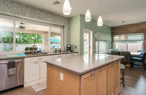 Paradise Valley Village Cottage | Luxe Scottsdale Home W/pool, Spa, & Tesla Charger