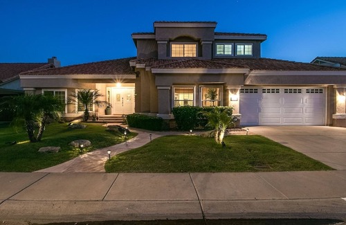 Paradise Valley Village Cottage | Luxe Scottsdale Home W/pool, Spa, & Tesla Charger