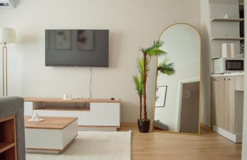 Esenyurt Apartment | Luxe Suite AI28