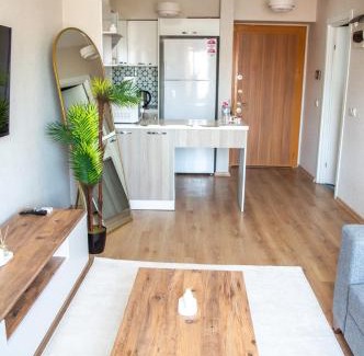 Esenyurt Apartment | Luxe Suite AI28