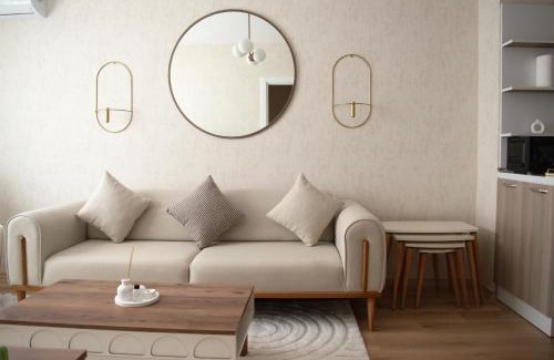 Esenyurt Apartment | Luxe Suite AY38