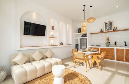 Munggu Villa | Luxe Villa Amra By OriVista w/Rice Field Views