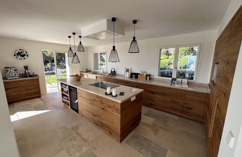 Tourrettes-sur-Loup House | Luxery Stone house with 180˚ Sea views, heated infinity pool, air-con, renovated