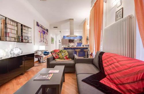 Historic Centre Apartment | LuxRent Loft Lagrange