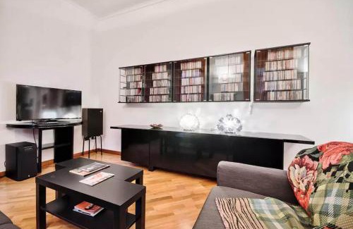 Historic Centre Apartment | LuxRent Loft Lagrange