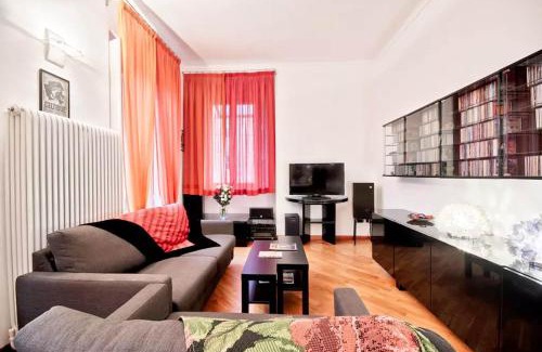 Historic Centre Apartment | LuxRent Loft Lagrange