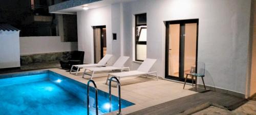 Nea Chora Villa | Luxsuites