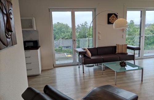 Mettmann Apartment | Luxuriöse, große Wohnung mit Parkblick