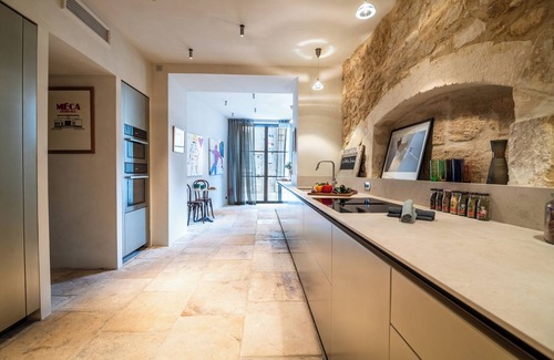 St.-Remy-de-Provence House | Luxurious 5* house in the heart of the village of Saint-Rémy-de-Provence