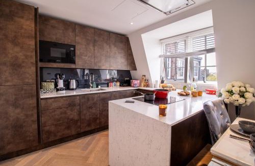 City of Westminster Apartment | Luxurious 1-Bedroom Penthouse in Marble Arch 71