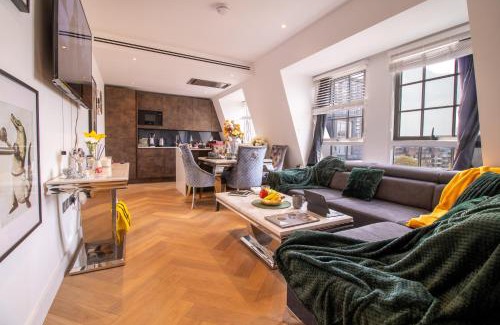 City of Westminster Apartment | Luxurious 1-Bedroom Penthouse in Marble Arch 71