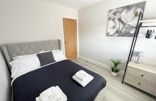 Mill Road Apartment | Luxurious 2 Bed Apartment Just Off Mill Rd, Near Station- Cambridge Homehost