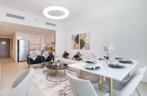 Za'abeel 2 Apartment | "Luxurious 2BHK-Spectacular Burj Khalifa Views"