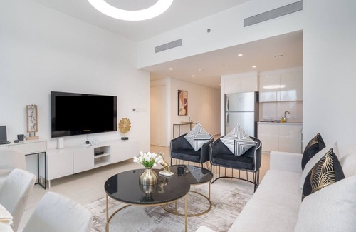 Za'abeel 2 Apartment | "Luxurious 2BHK-Spectacular Burj Khalifa Views"