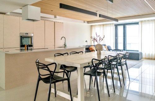 Kamppi Apartment | Luxurious 3-Br Apt with Balcony