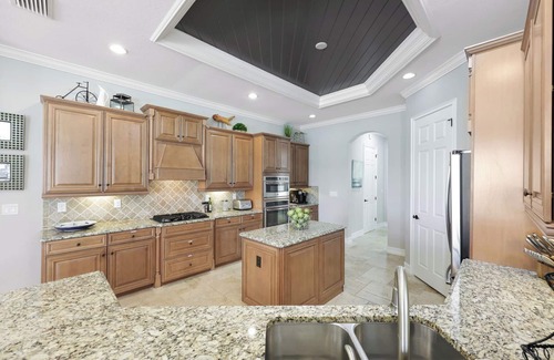 Naples House | Luxurious 4-Bedroom Estate with TPC Golf Access in Treviso Bay – Seasonal Rental