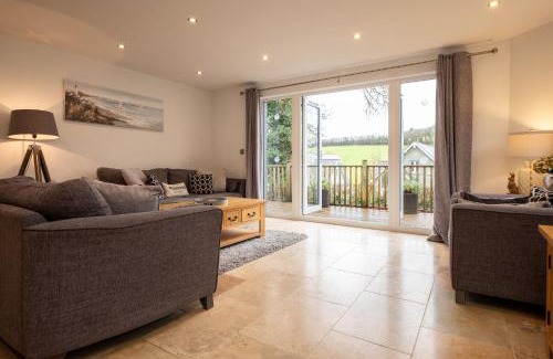 St Austell House | Luxurious 4 Bedroom New England Style Villa - Trewhiddle Villa 24