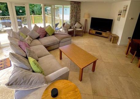 St Austell House | Luxurious 4 Bedroom New England Style Villa - Trewhiddle V12