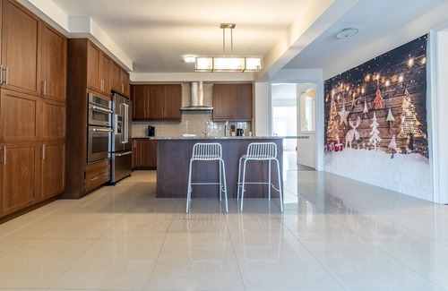 Brampton House | ★ Luxurious 4BR House w/5-Star Amenities