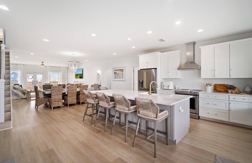 Dauphin Island House | Luxurious 5/5 Waterfront Beach House on Dauphin Island's Sound Side featuring a
