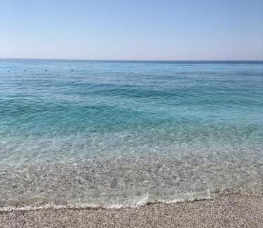 Jala Villa | Luxurious 5 Bedroom Beach Villa