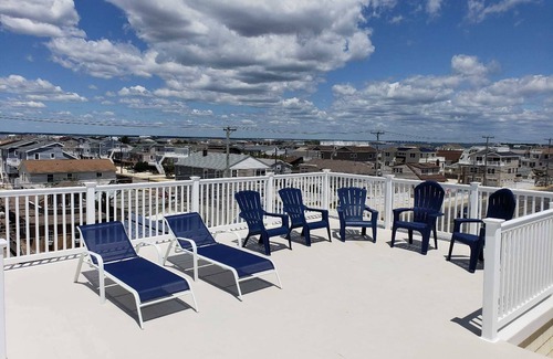 Beach Haven Crest House | Luxurious 6 Bedroom Oceanside Home with Pool. Steps from the Beach.