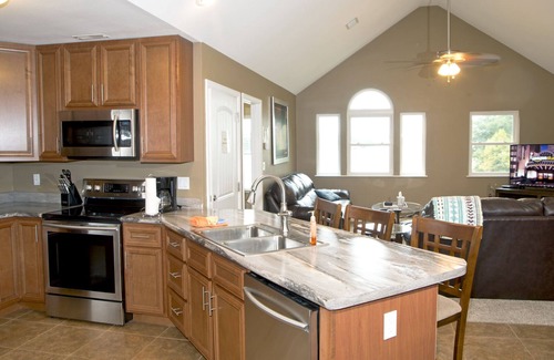 Camdenton House | Luxurious 7 Bedroom 5 Bath Lakefront Home with large dock