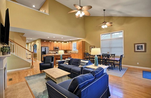 Ocean View House | Luxurious 7 bedroom home located in the Bear Trap Dunes Community. Sleeps 20. Excellent Amenities! Indoor & Outdoor Pool, Tennis Courts, Shuttle to the Beach, Clubhouse, Wifi and more!