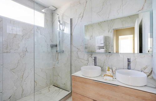 Chaillot Apartment | Luxurious apartment - 2BR- 6P Eiffel Tower view