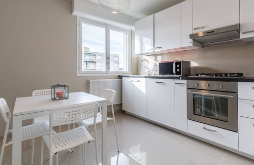 Thionville Apartment | Luxurious Apartment (Charm and Character)